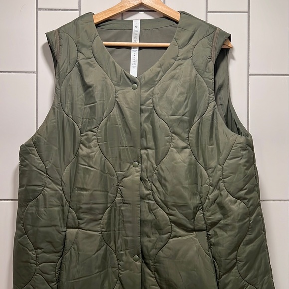 Lululemon quilted light insulation vest - Picture 3 of 8